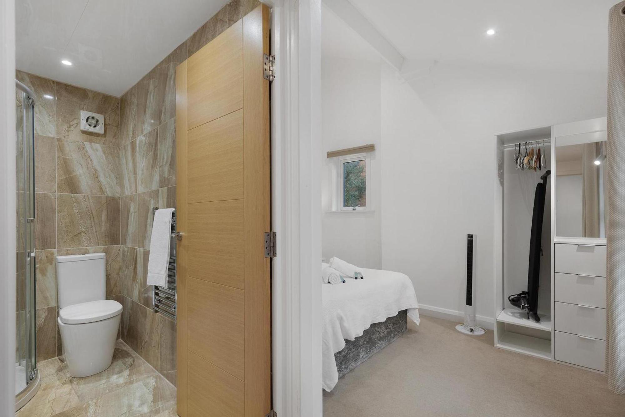 Modern City Centre Flat Оксфорд Экстерьер фото